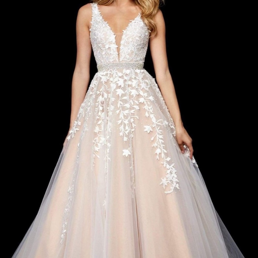 Sherri Hill 11335 White Prom Dress